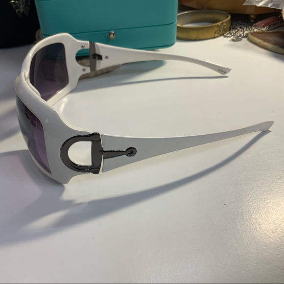 Sunglasses - Picture 4 of 4